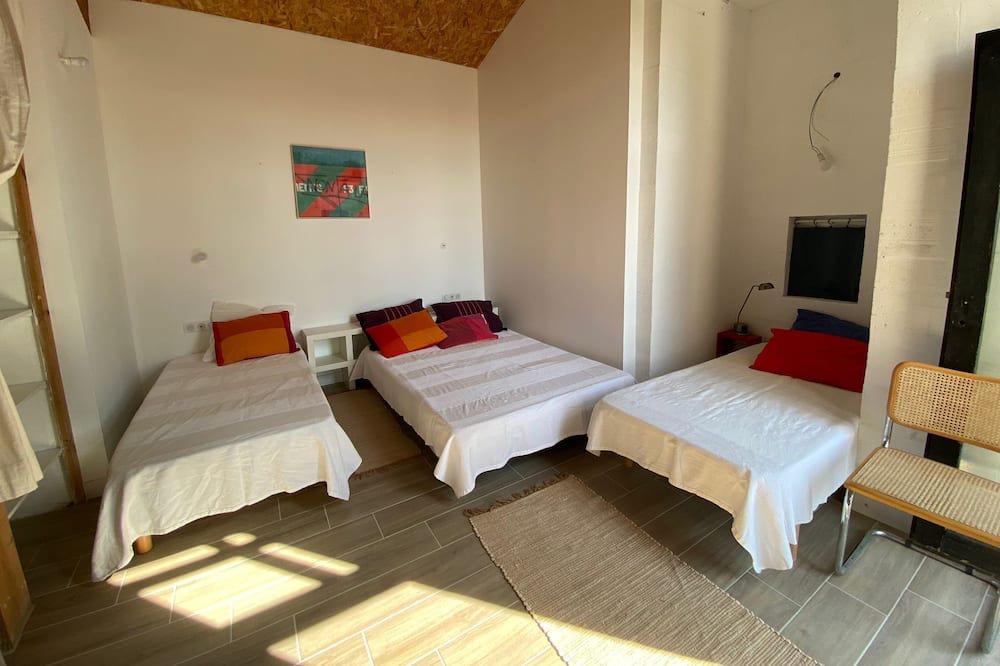 Photo of Bedroom in Pompignan