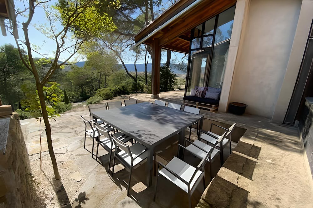 Photo of Outdoor in Pompignan