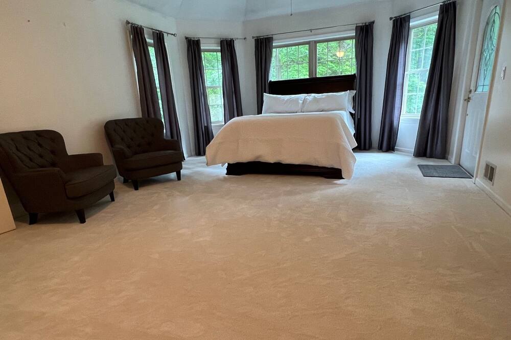 Photo of Bedroom in Pittsford