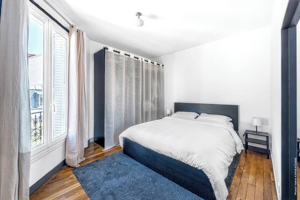 Photo of Bedroom in Puteaux