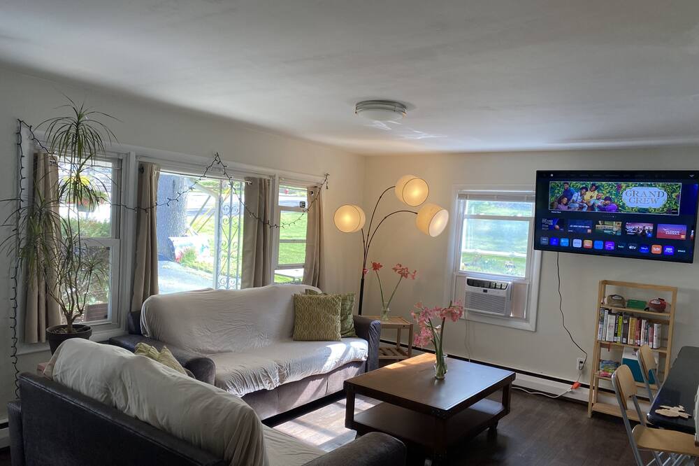 Photo of Livingroom in Buchanan