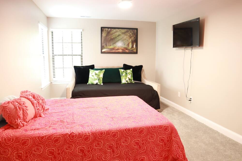Photo of Bedroom in Blackwood