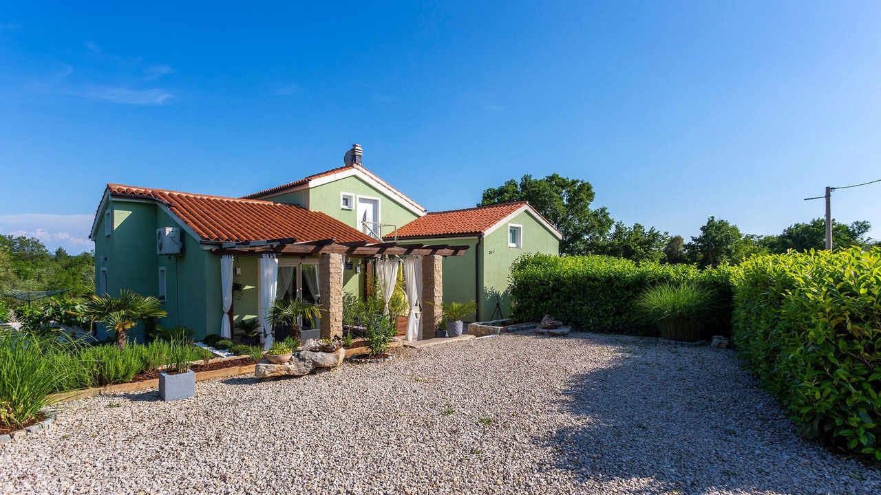 Photo of Outdoor in Linardici