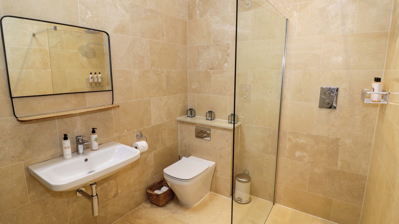 Photo of Others in Moreton