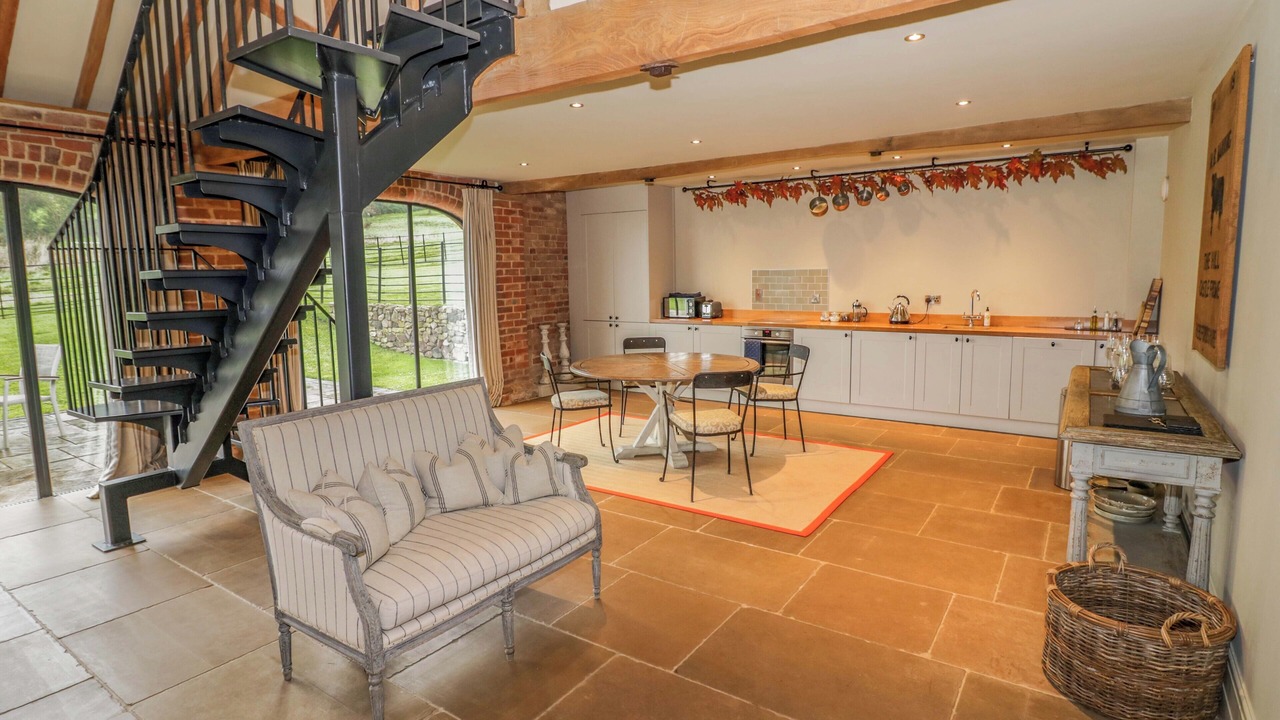 Photo of Others in Moreton