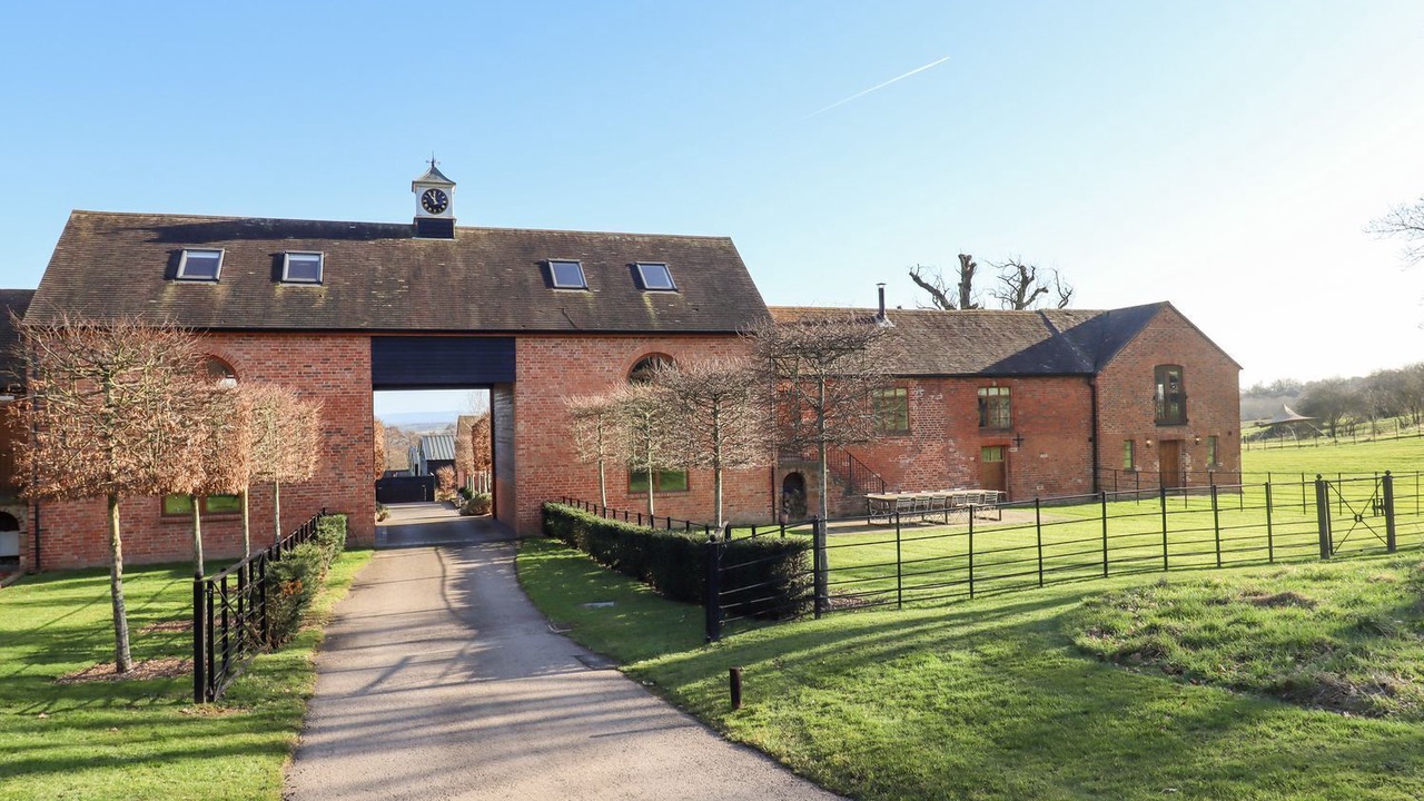 Photo of Outdoor in Moreton