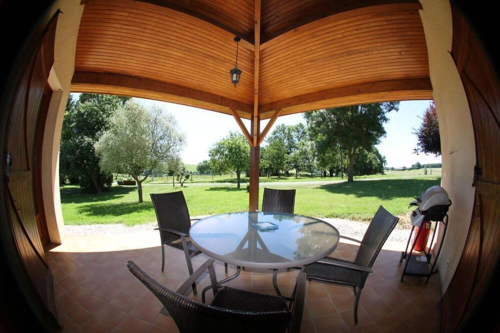 Photo of Outdoor in Saint-Jean-le-Comtal