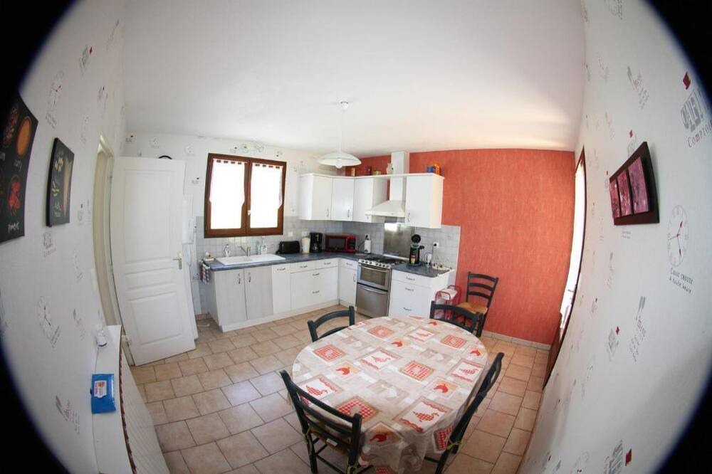 Photo of Kitchen in Saint-Jean-le-Comtal