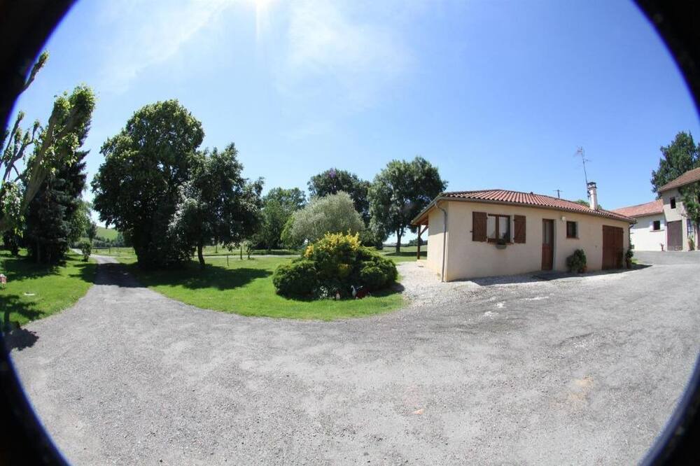 Photo of Outdoor in Saint-Jean-le-Comtal
