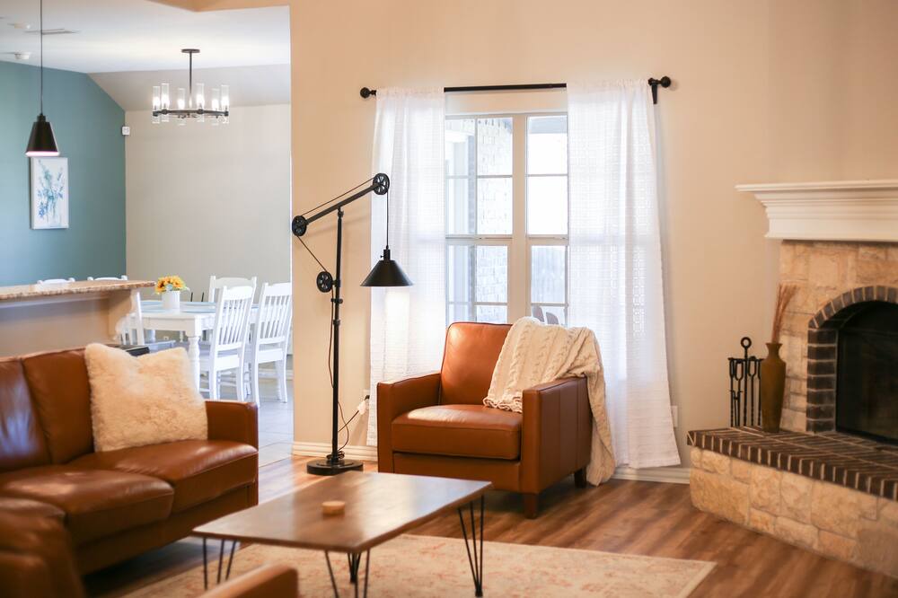 Photo of Livingroom in Wolfforth