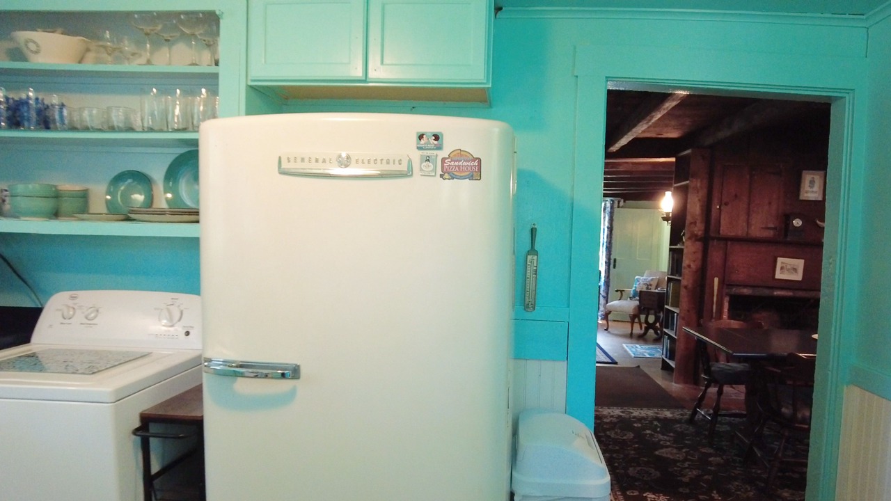 Photo of Others in Sandwich