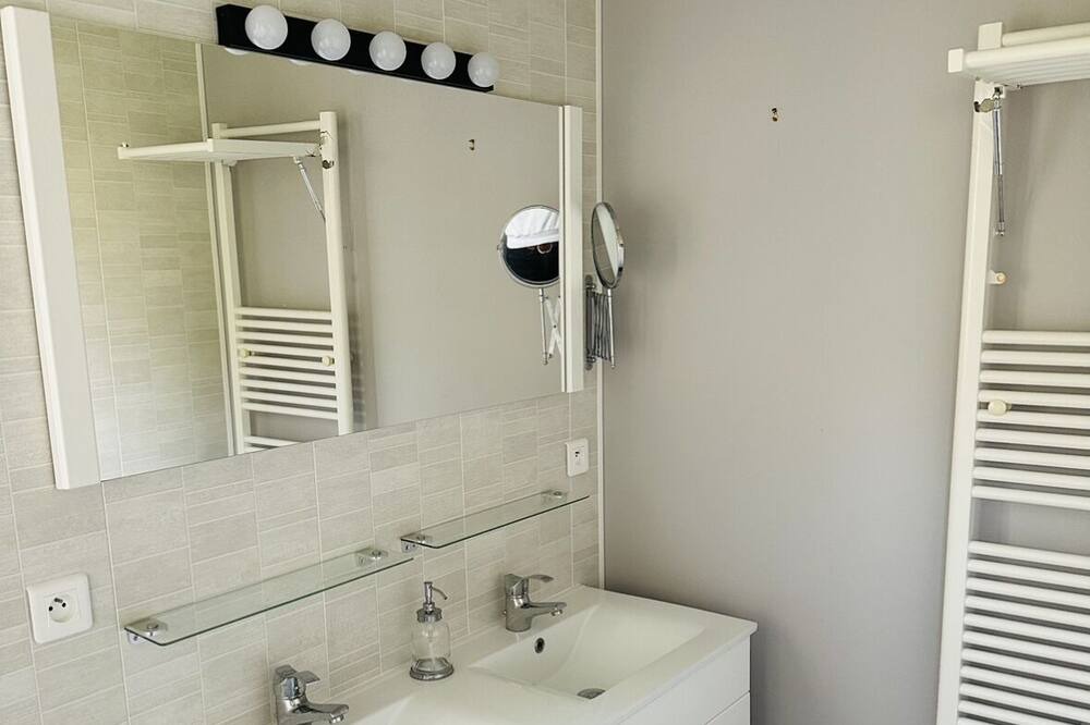 Photo of Bathroom in Pleurtuit