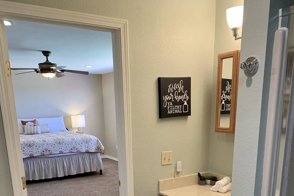 Photo of Bedroom in Canyon