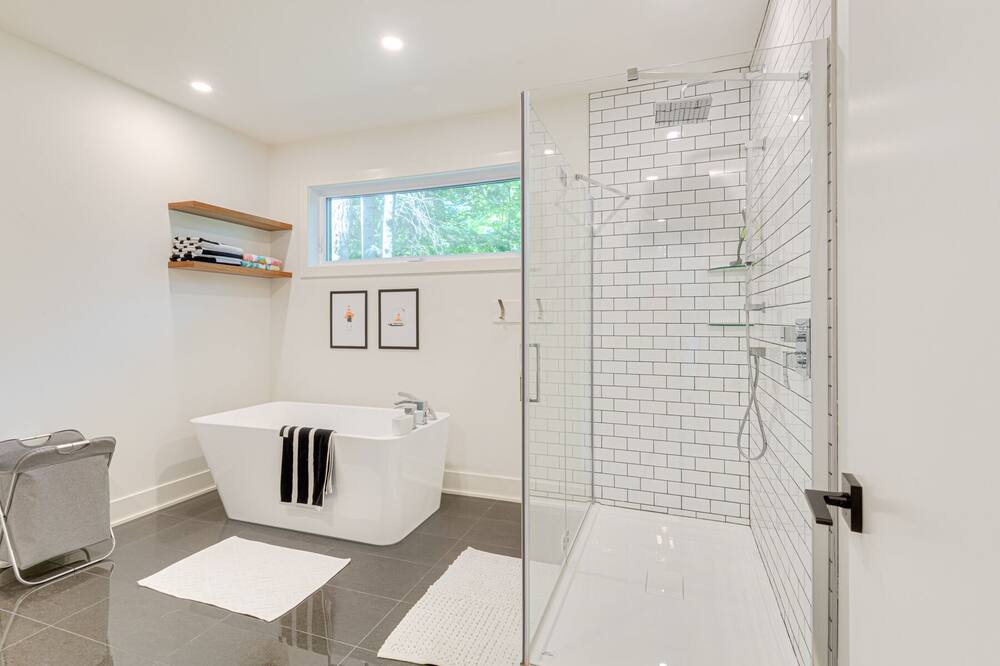 Photo of Bathroom in Ayers Cliff