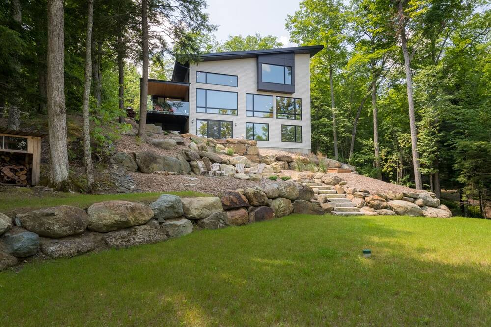 Photo of Outdoor in Ayers Cliff