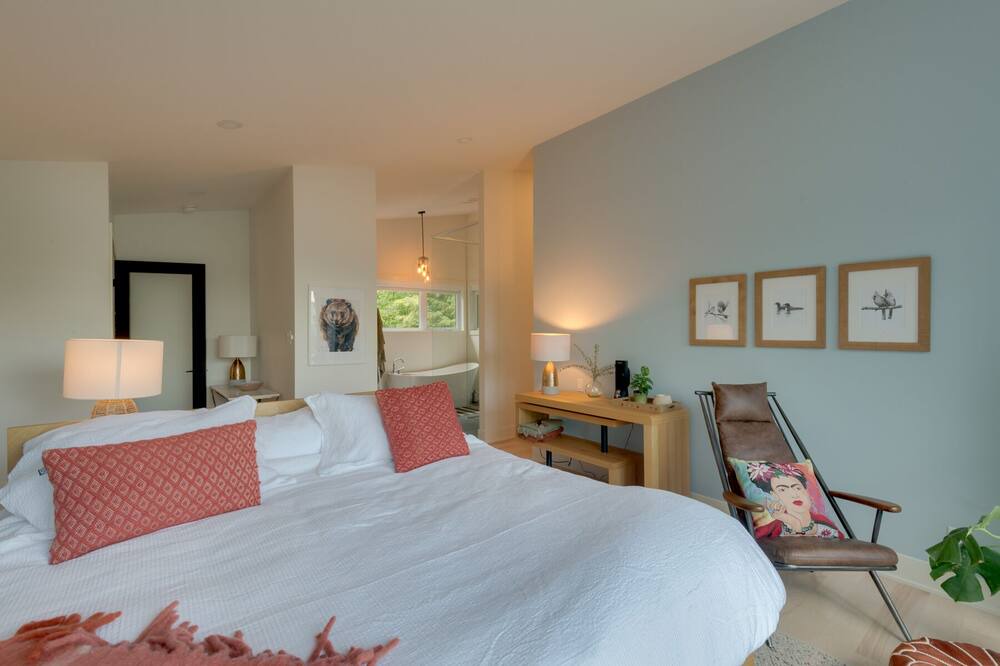 Photo of Bedroom in Ayers Cliff