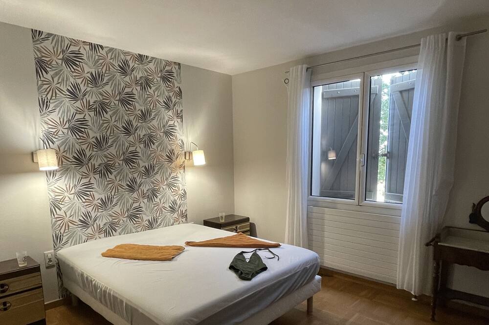 Photo of Bedroom in Senouillac