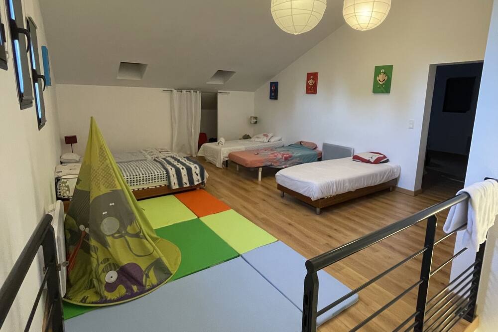 Photo of Bedroom in Senouillac