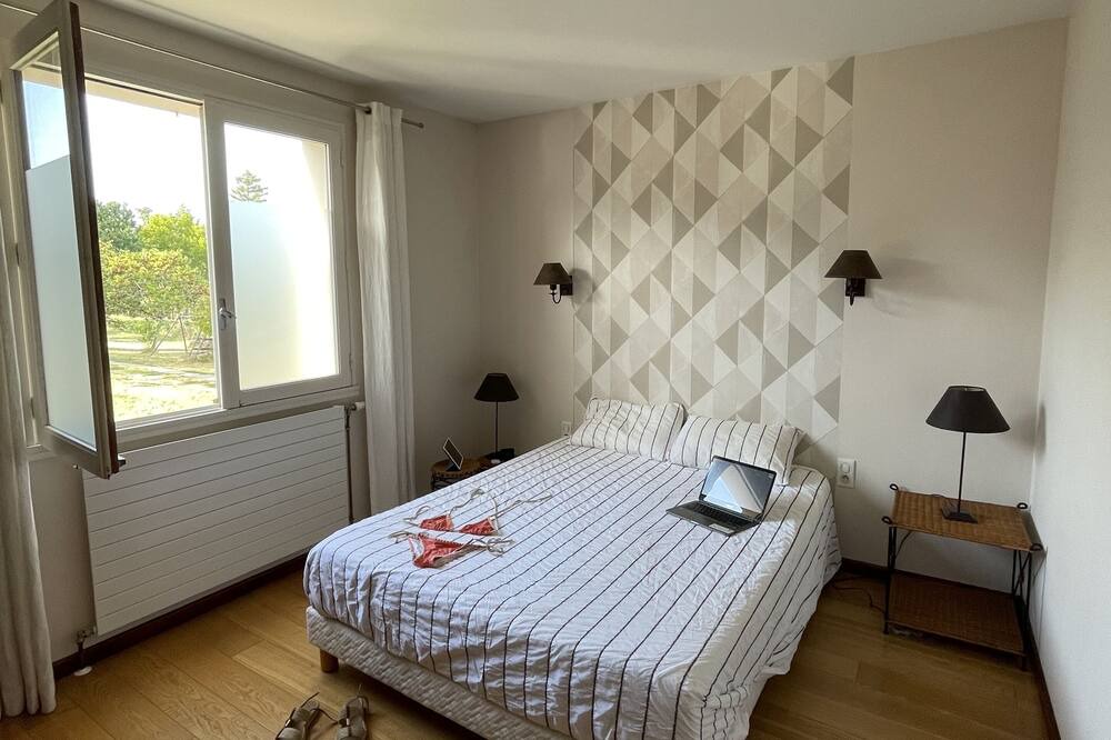 Photo of Bedroom in Senouillac