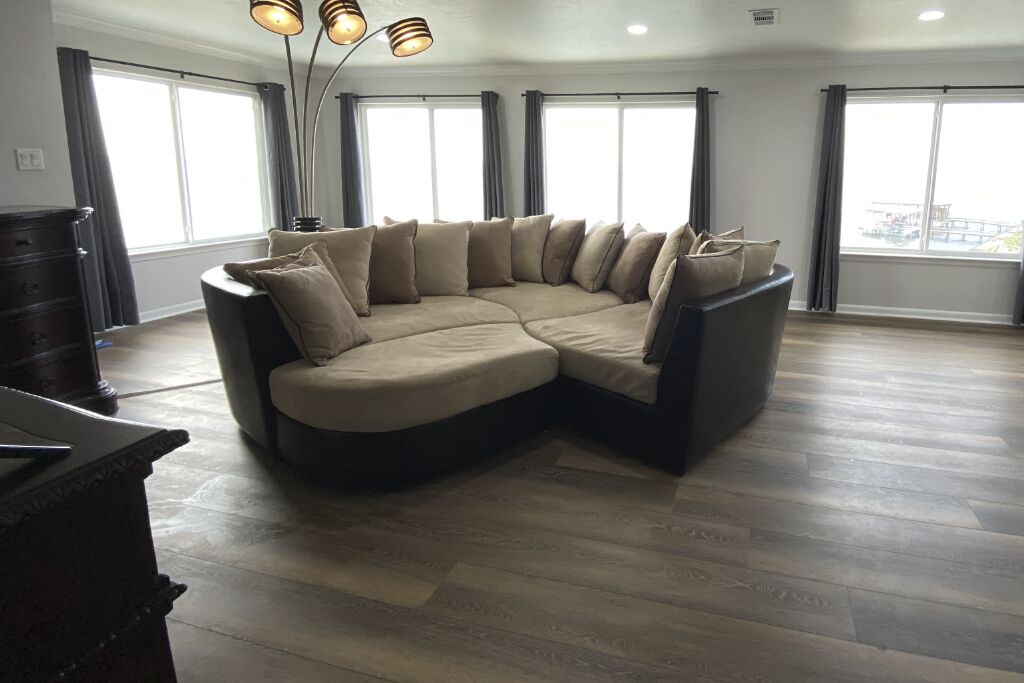 Photo of Livingroom in West Livingston