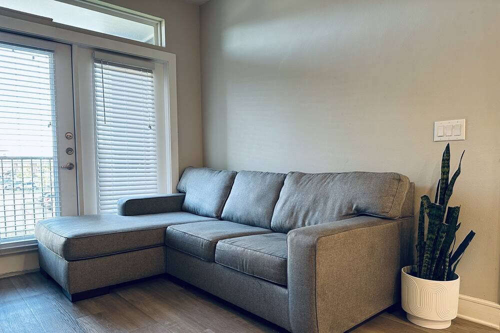 Photo of Livingroom in Addicks