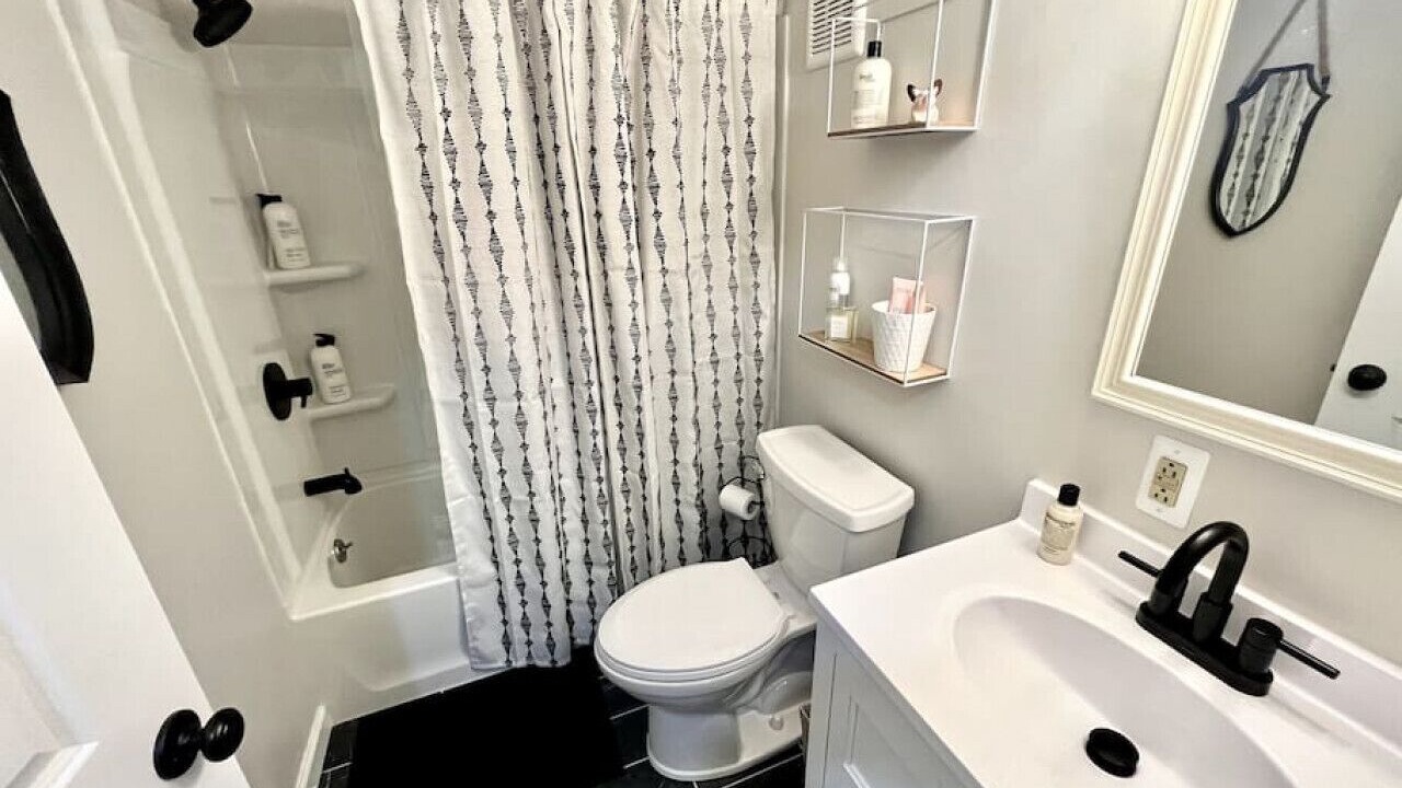 Photo of Bathroom in Anglesea