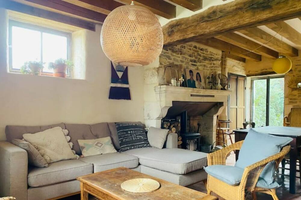 Photo of Livingroom in Sougeres-en-Puisaye