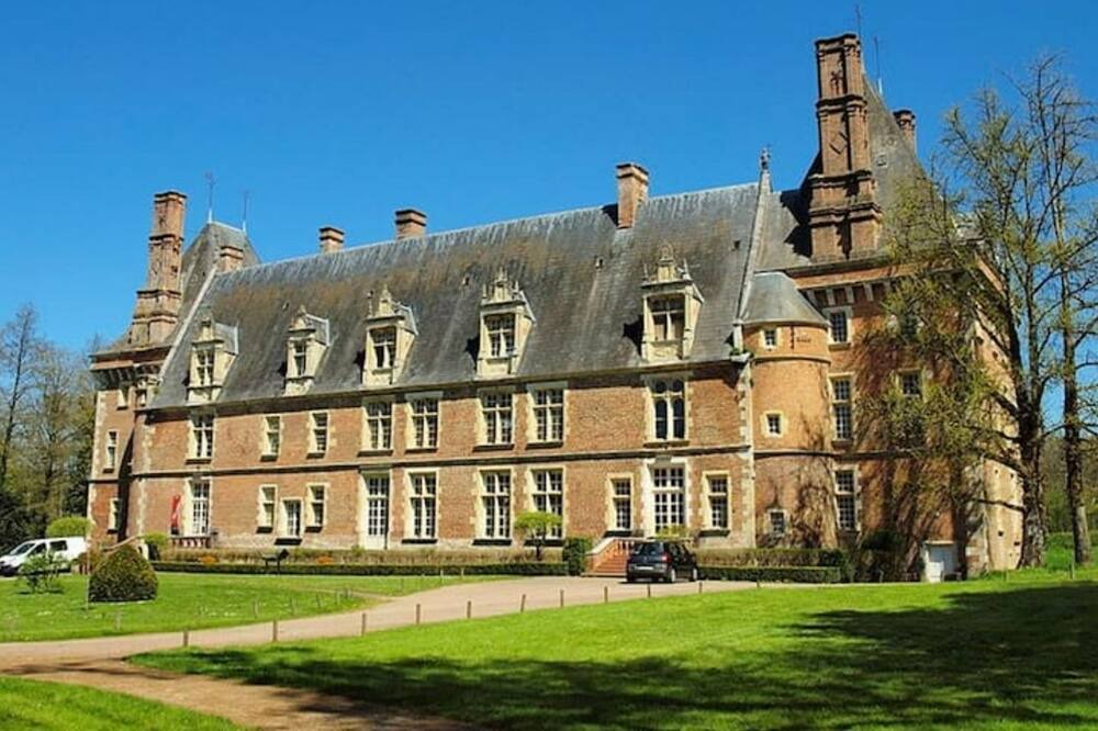 Photo of Outdoor in Sougeres-en-Puisaye