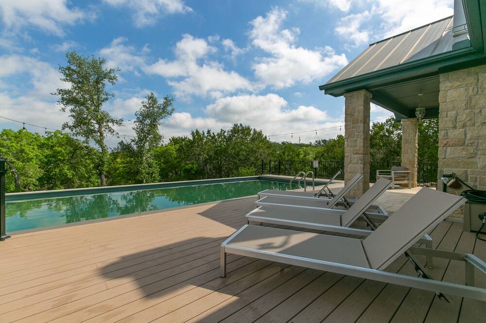 Photo of Outdoor in Spicewood