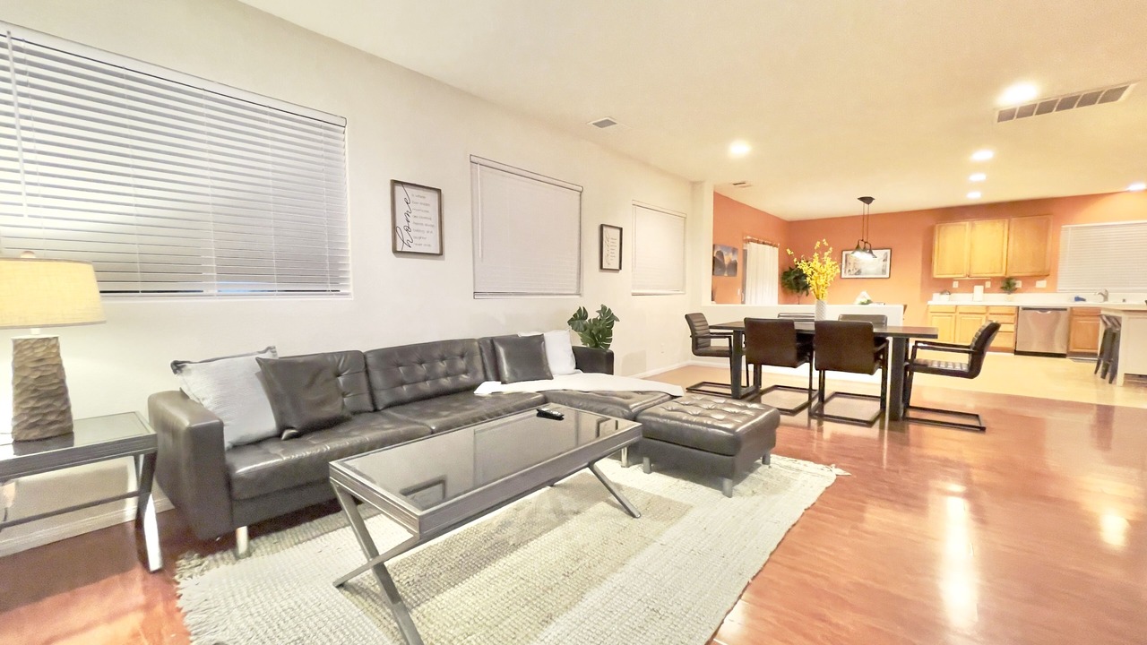 Photo of Livingroom in Lancaster