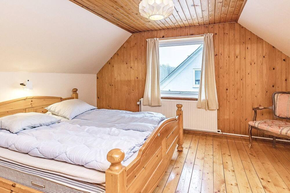 Photo of Others in Lokken