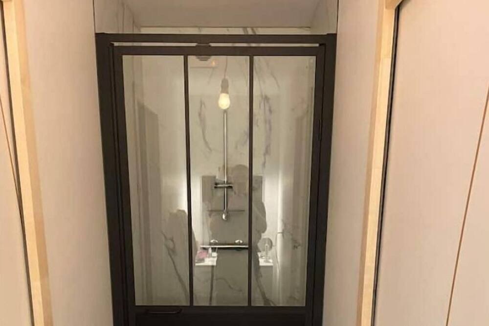 Photo of Bathroom in Vigeois