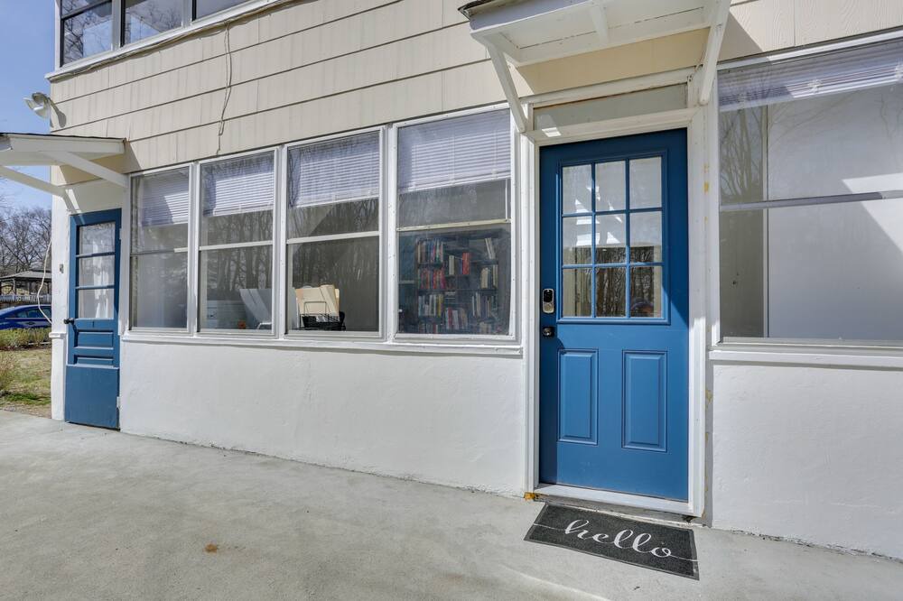 Photo of Others in Mohegan Lake