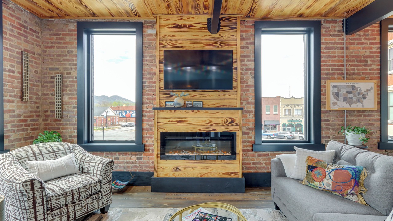 Photo of Others in Murphy