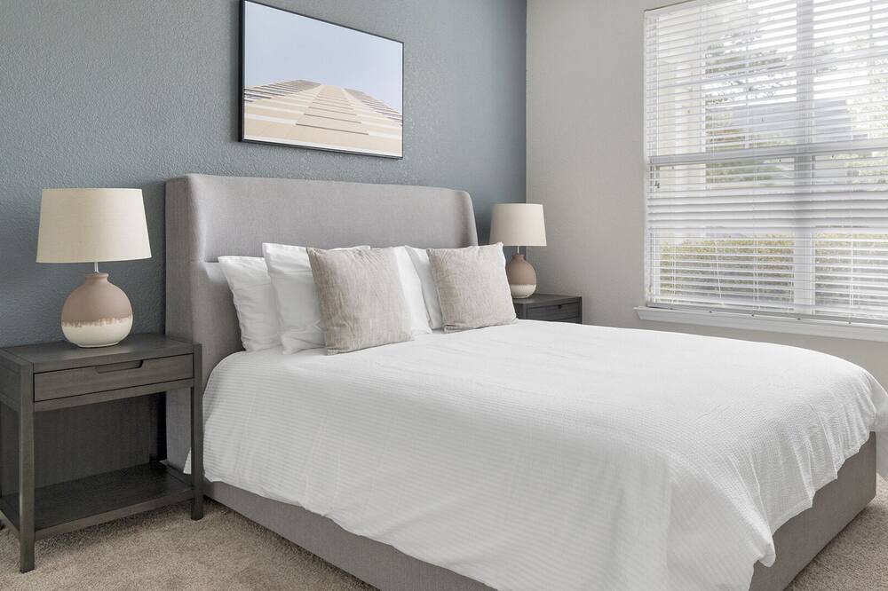 Photo of Bedroom in Apex