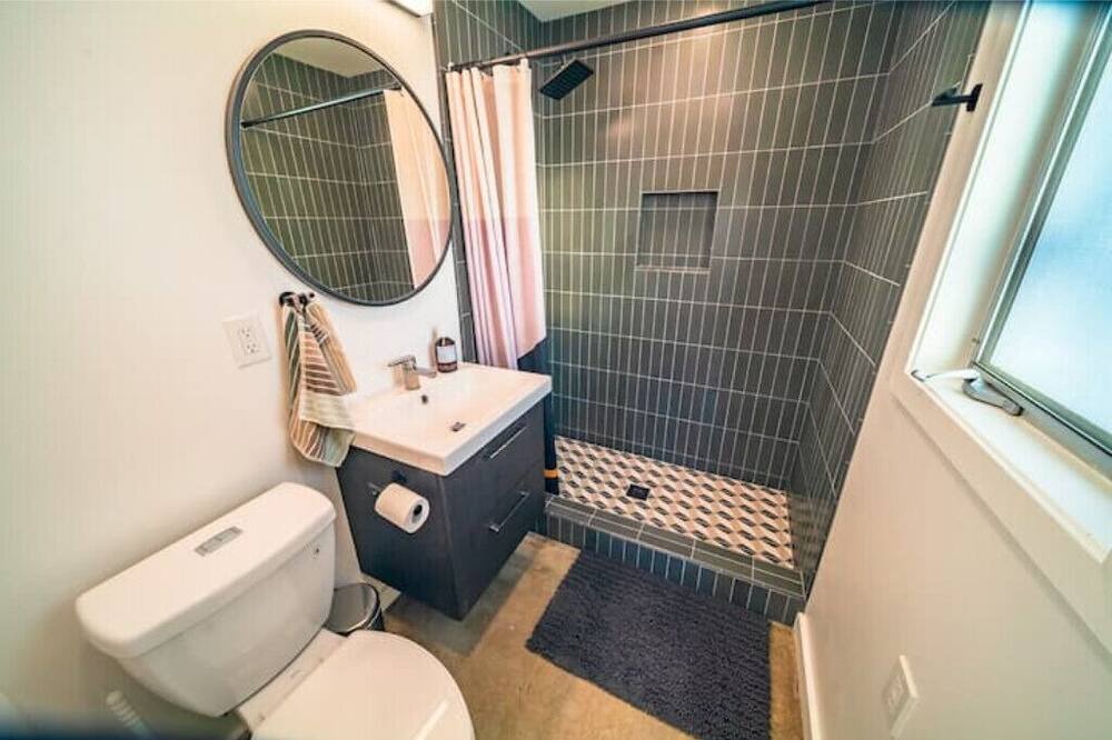 Photo of Bathroom in Yucca Valley