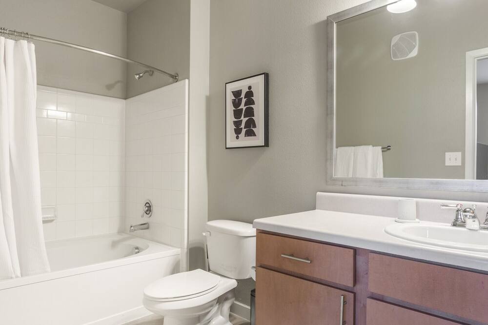 Photo of Bathroom in Bixby