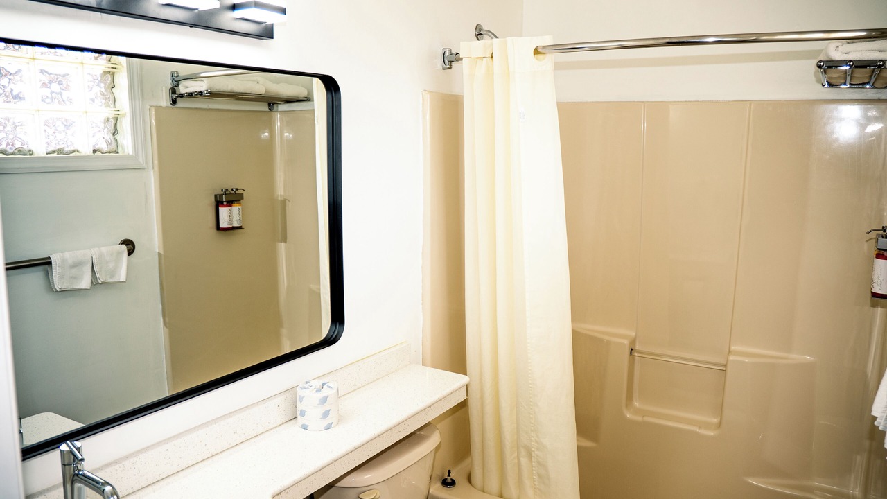 Photo of Bathroom in Howell