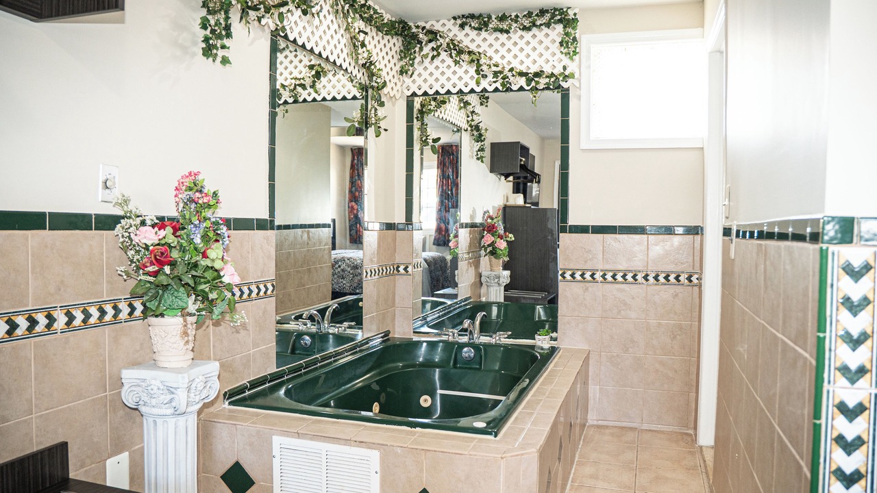 Photo of Bedroom in Howell