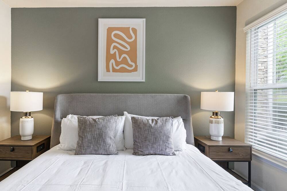 Photo of Bedroom in Greenbrier East