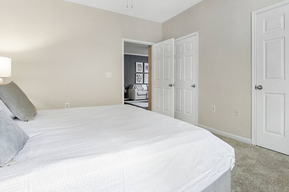Photo of Bedroom in Jamestown
