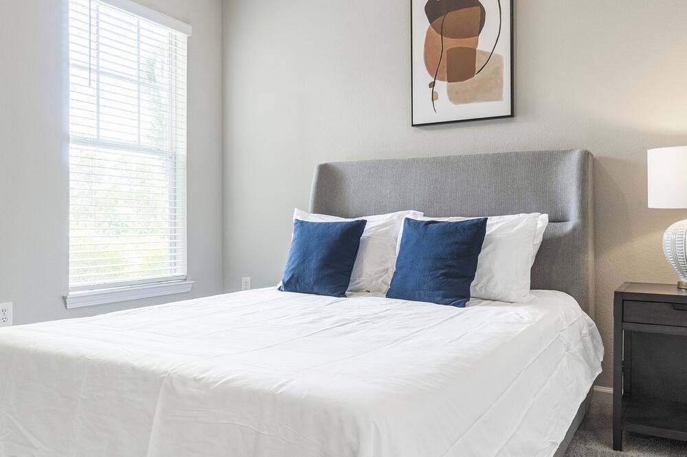 Photo of Bedroom in Raleigh