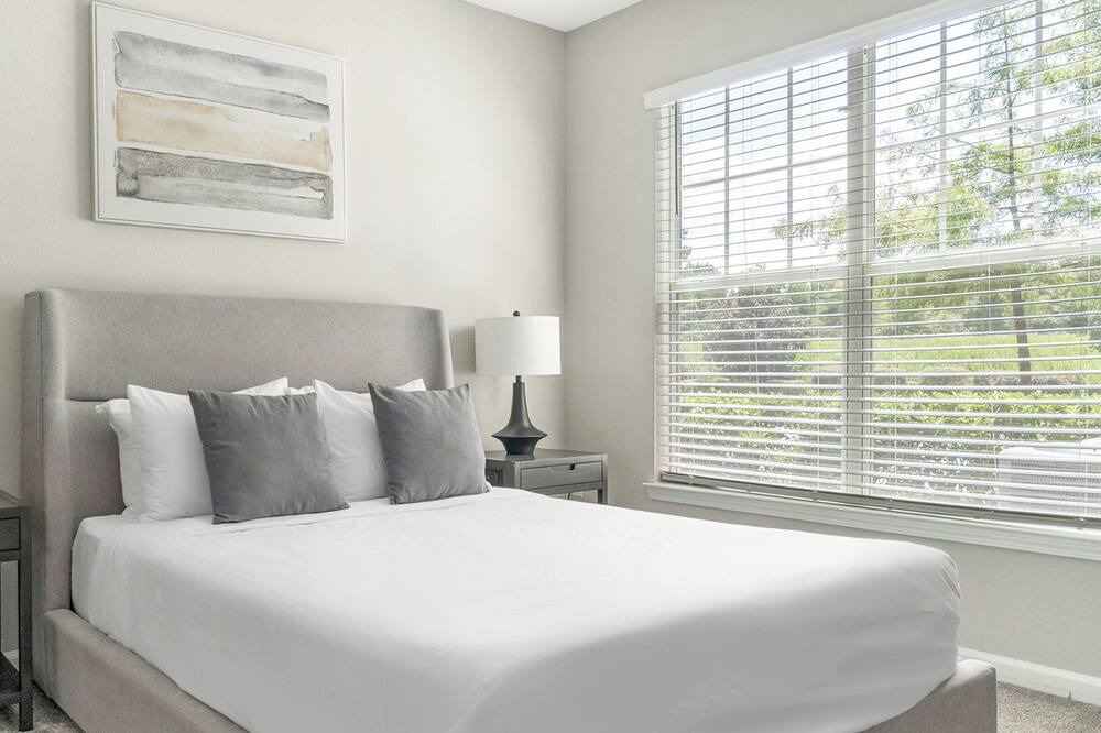Photo of Bedroom in Raleigh