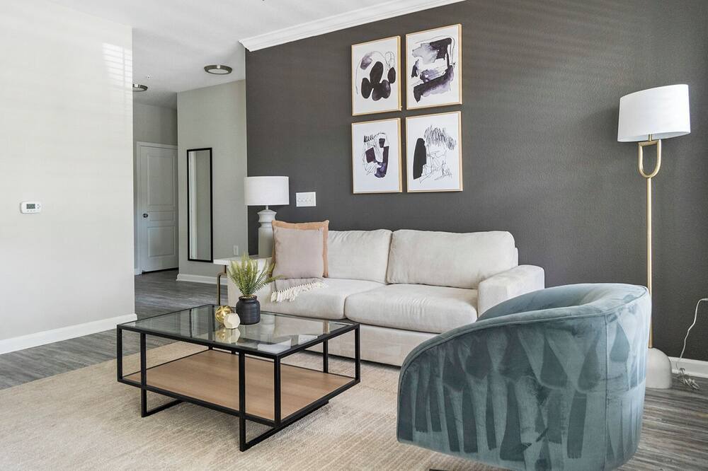 Photo of Livingroom in Raleigh