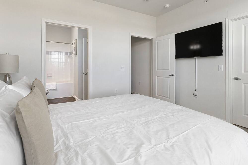 Photo of Bedroom in Burleson