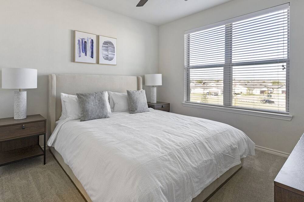 Photo of Bedroom in Burleson