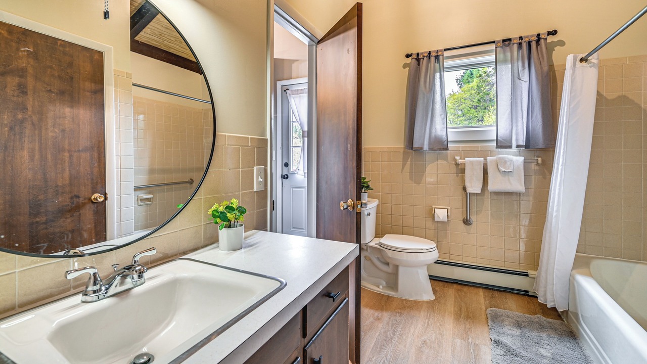 Photo of Others in Essex County