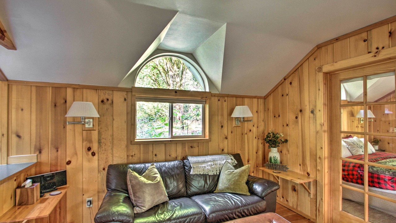 Photo of Others in Ashford