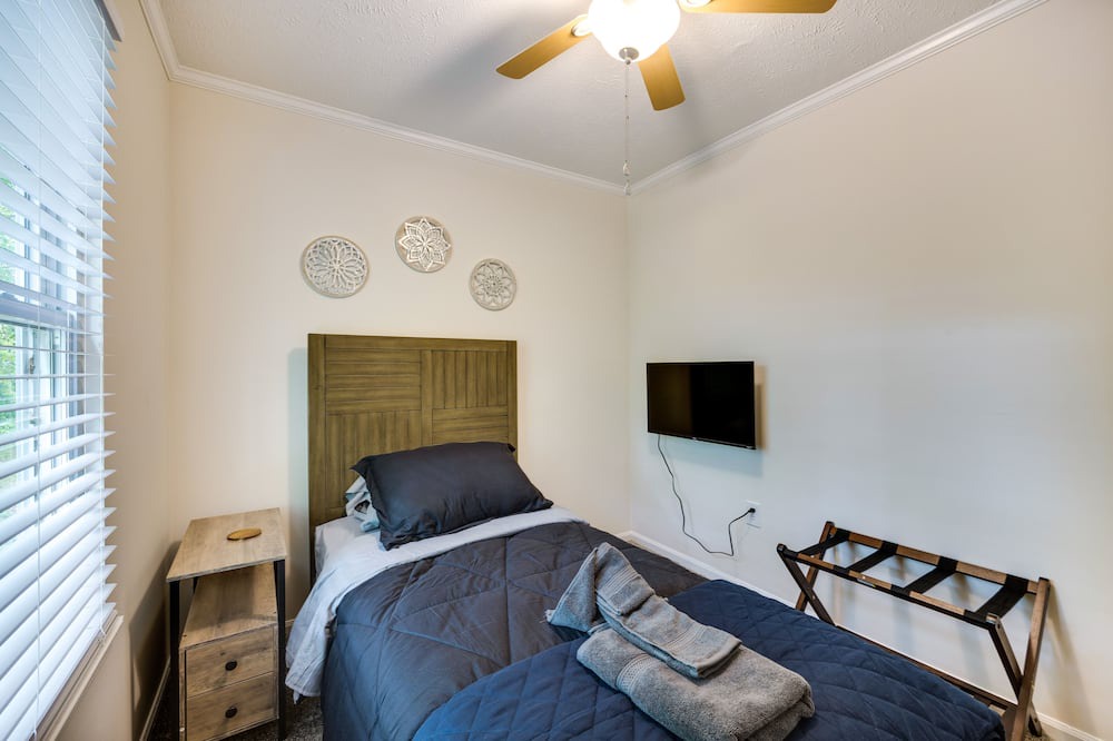 Photo of Bedroom in Innsbrook