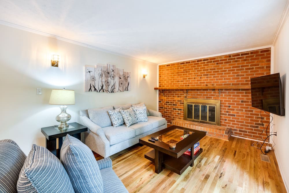 Photo of Bedroom in Innsbrook